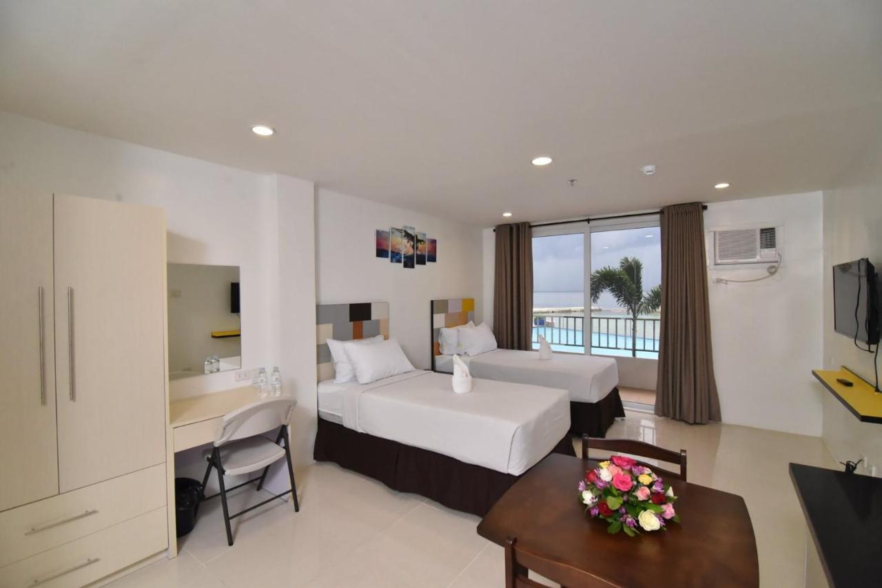 Holiday Oceanview Residences And Resort Samal Eksteriør billede