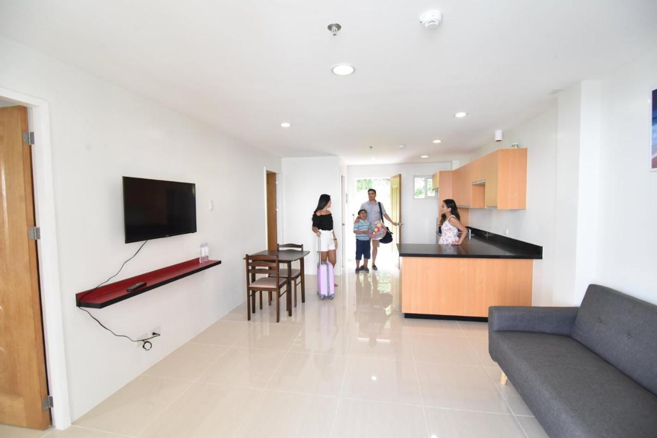 Holiday Oceanview Residences And Resort Samal Eksteriør billede